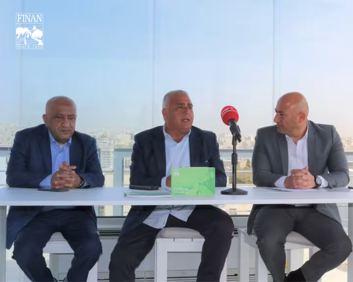 Mr. Nasri Kassisieh with De La Salle Club representatives at a press conference